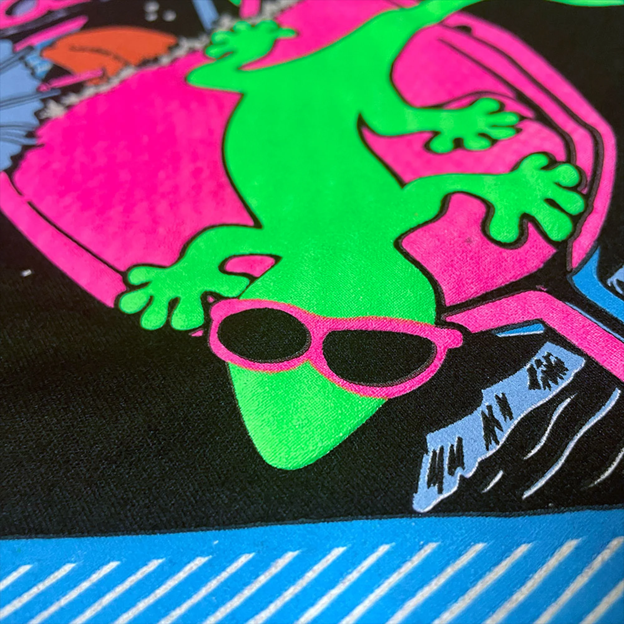 1989 Cocktail Club Glow In The Dark Splatter - Limited Edition - Image 5