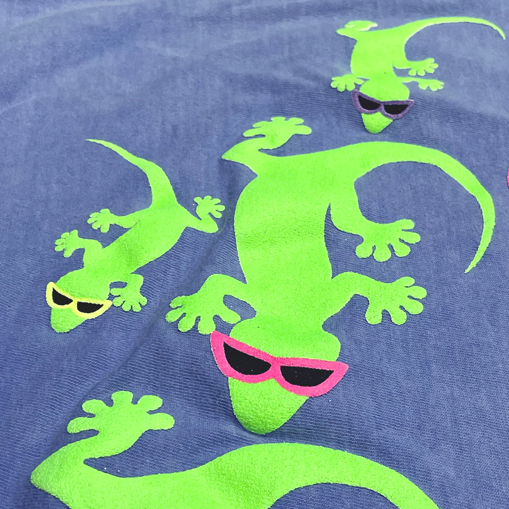 Gecko Fam Hyper Tee Blue-to-White - Image 4