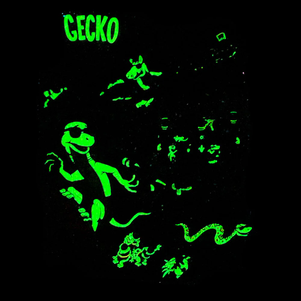 Gecko Space Tiki: 1980's Soft Blue Tee - Image 5