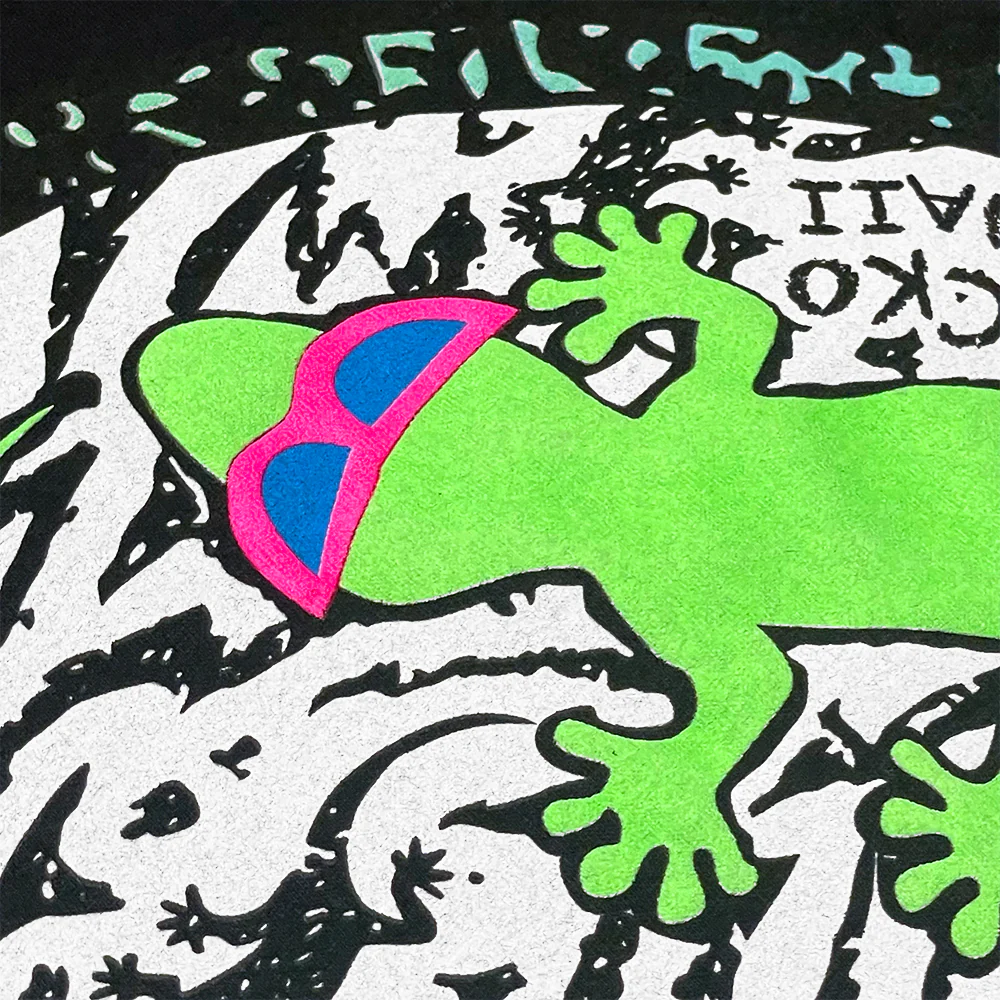 Gecko Swirl V2 - Black Cotton Tee - Image 5
