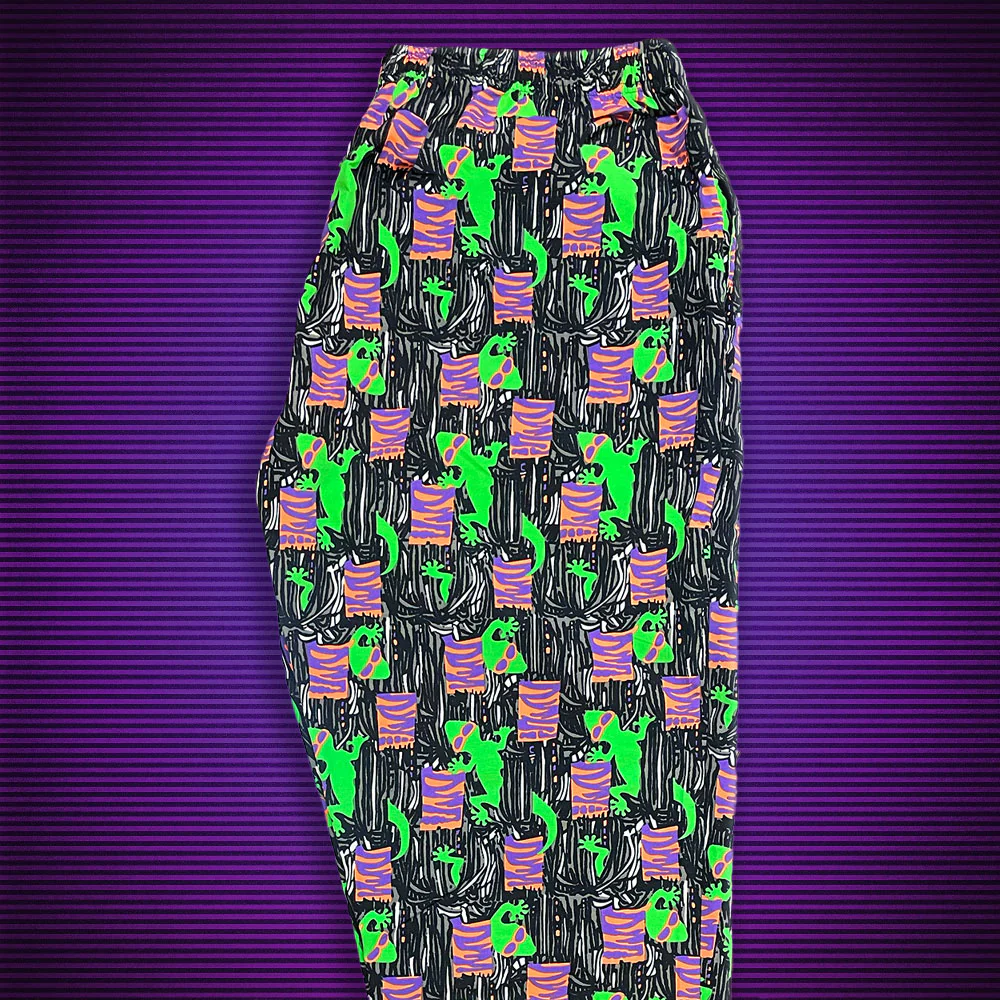 Iconic 1988 Gecko Jungle Beach Pants - Black/Orange - Image 2