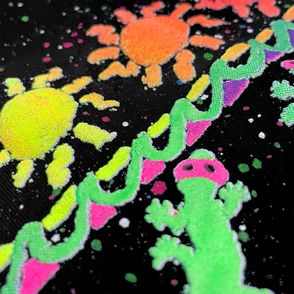 Surf N' Sun - 1980's Splatter Glow Black Tee - Image 4